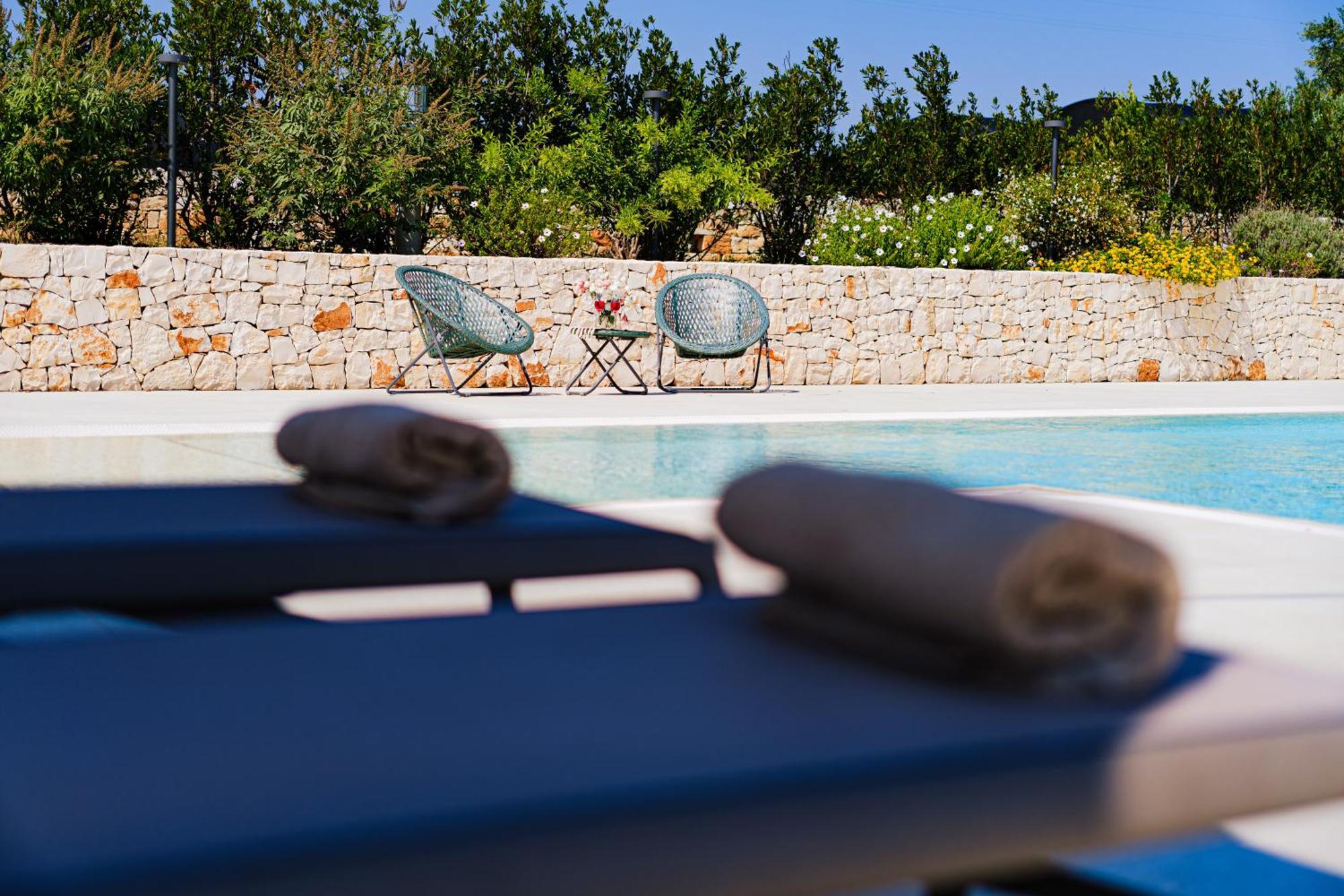 Pati Design Apartments - With Private Patio Or Terrace And Swimming Pool Monopoli Esterno foto