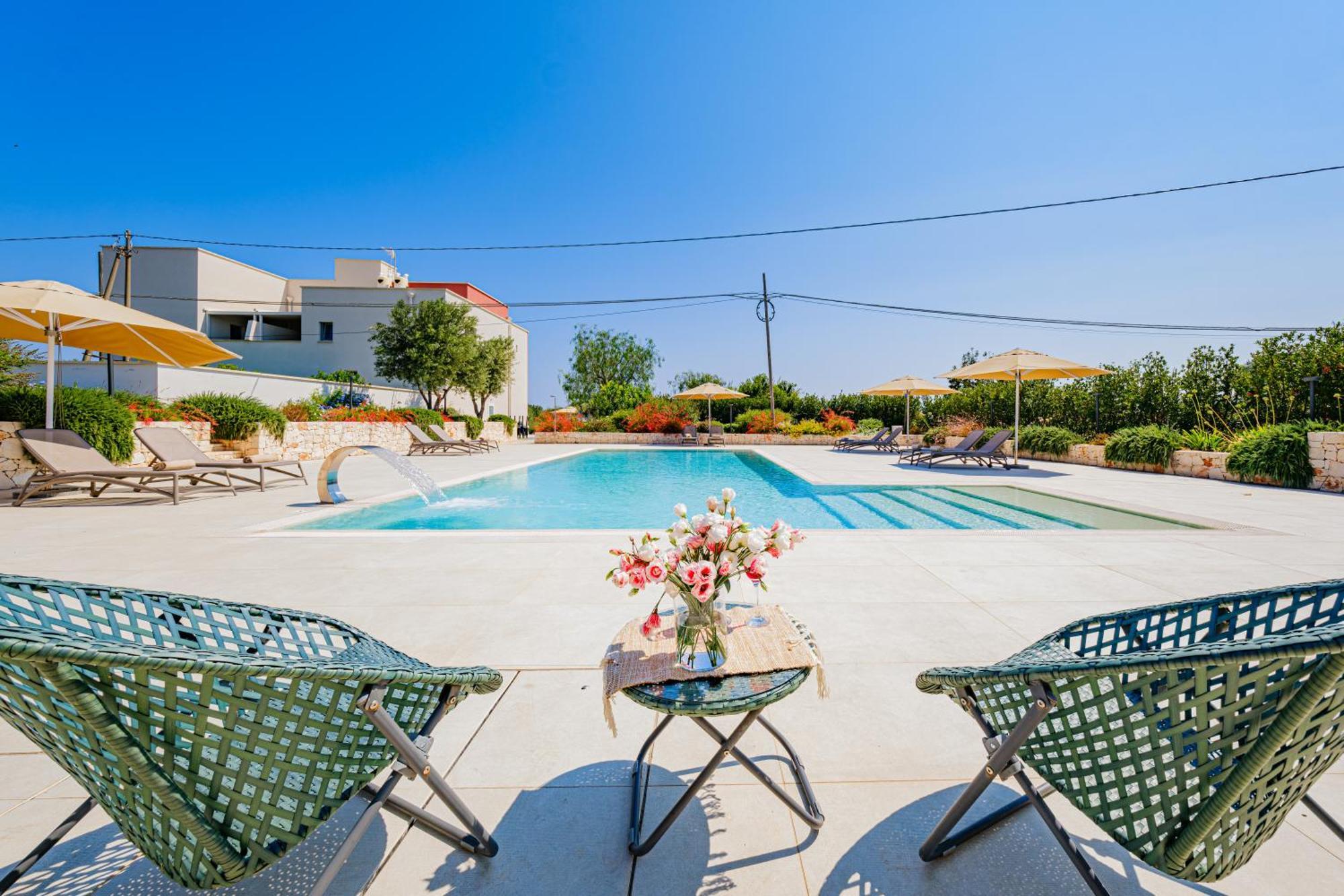 Pati Design Apartments - With Private Patio Or Terrace And Swimming Pool Monopoli Esterno foto